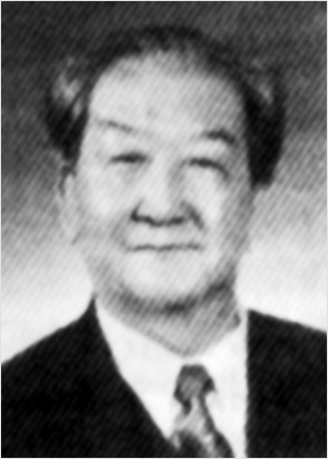 于冠西